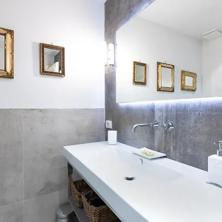 Appartamento Palazzo Orsucci *